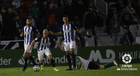 La Ponferradina pierde la oportunidad de traer tres puntos de “El sardinero”