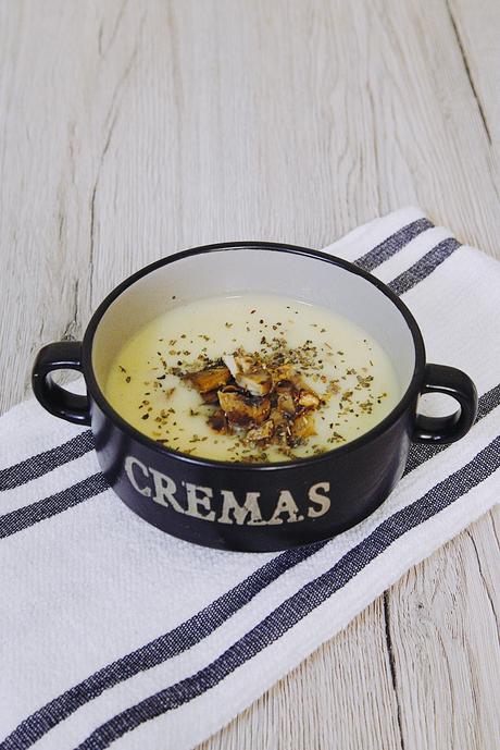 CREMA DE CHAMPIÑONES CREMA DE CHAMPIÑONES
