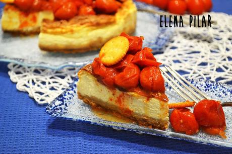 Cheesecake salada con mozzarella y tomatitos asados Cheesecake salada con mozzarella y tomatitos asados