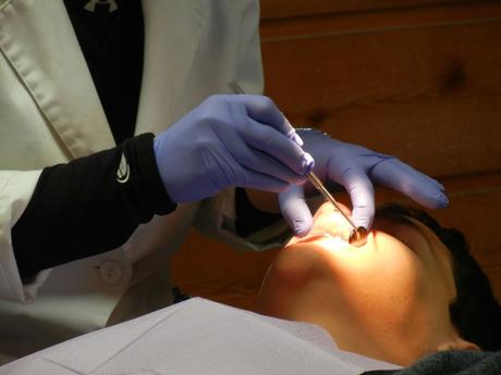 Ventajas del tratamiento de ortodoncia invisible, informa Clínica dental Díaz Frontera