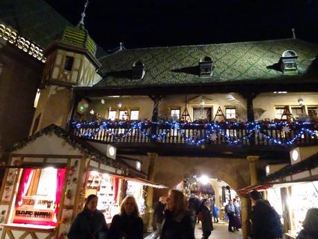 Colmar en Navidad: Un paseo nocturno por un escenario de película.