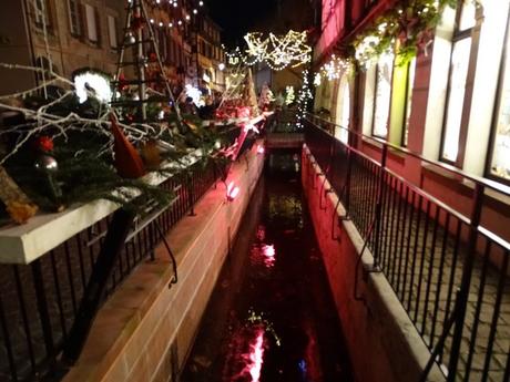 Colmar en Navidad: Un paseo nocturno por un escenario de película.