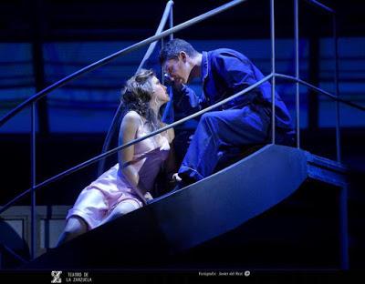 Tres Sombreros De Copa, Era Muy Poco El Muerto Para Tanto Luto.