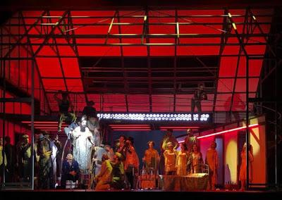 Tres Sombreros De Copa, Era Muy Poco El Muerto Para Tanto Luto.