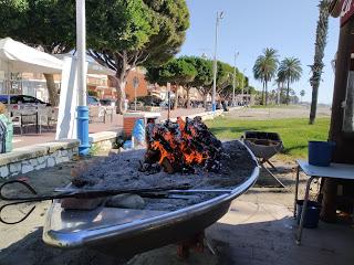 FIDEUÁ  CON JIBIA, SU TINTA Y SU MELSA CON MARISCOS