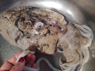 FIDEUÁ  CON JIBIA, SU TINTA Y SU MELSA CON MARISCOS