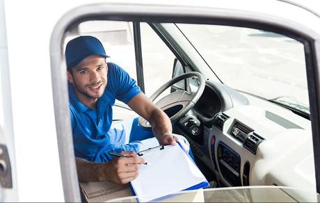 La paquetería moverá 3,5 millones de envíos el lunes siguiente al Black Friday, un 10% más que en 2018 según UNO