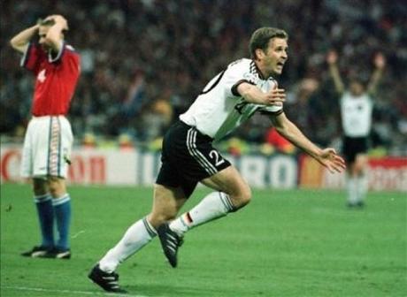 Este gol de Oliver Bierhoff fue el primer gol de oro de la historia.