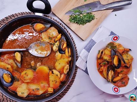 Mejillones con papas y azafrán