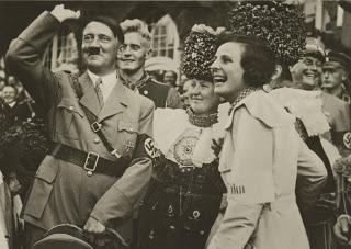 Tiempo y poder en El Confidencial