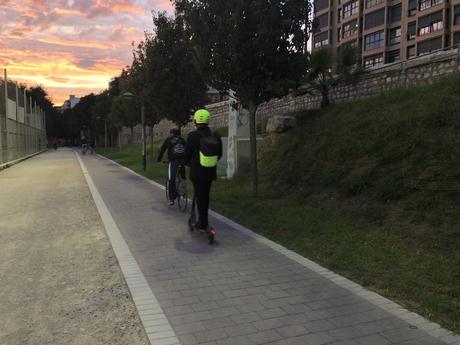 Seguropatinete.com publica un estudio sobre el uso del casco 