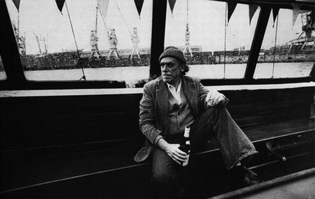 Por qué no renunciar a tu trabajo y lanzarte a escribir