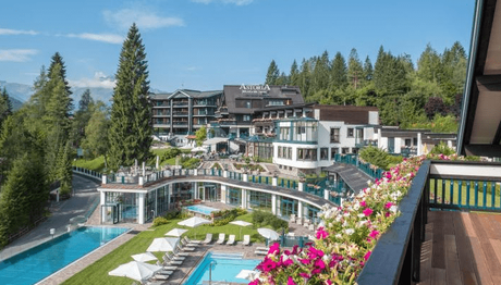 Astoria Resort hotel