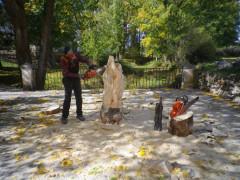 Andrés Mena, escultor de la madera viva