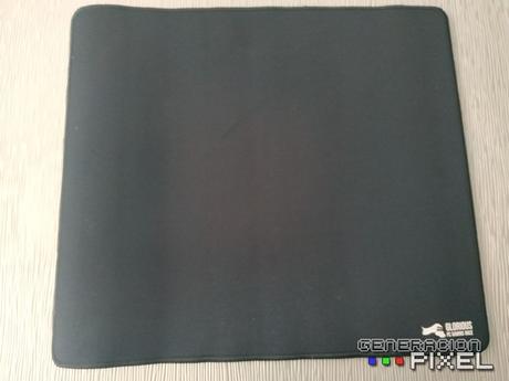 ANÁLISIS HARD-GAMING: Alfombrilla Glorious G-HXL ANÁLISIS HARD-GAMING: Alfombrilla Glorious G-HXL