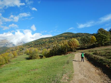 De Ribes de Freser a Querals por Fustanyà | Vall de Ribes (Girona) De Ribes de Freser a Querals por Fustanyà | Vall de Ribes (Girona)