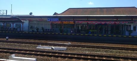 Estación tren de aeropuerto de Yogyakarta