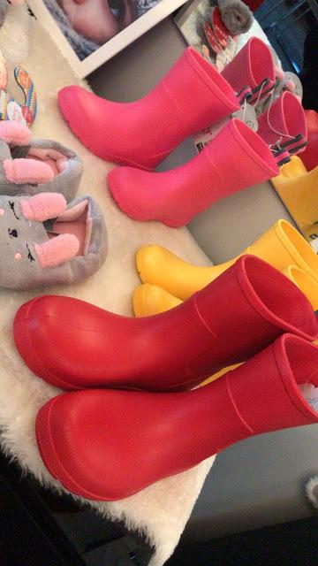 NUEVAS COLECCIONES; WINTER 2020 ISOTONER.-