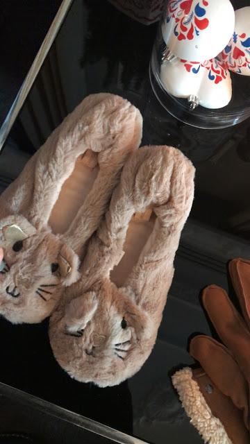 NUEVAS COLECCIONES; WINTER 2020 ISOTONER.-