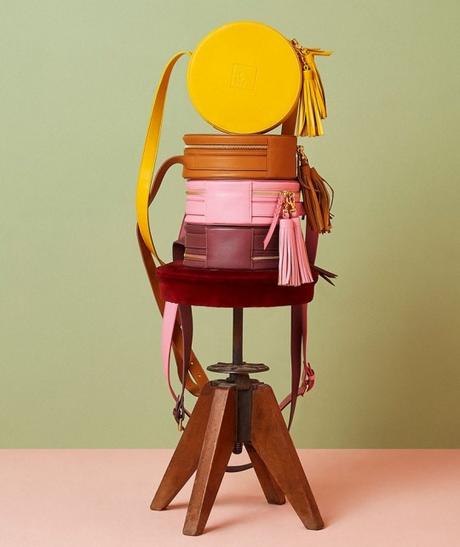 Leandra, bolsos que marcan la diferencia Descubre nuestros bolsos de piel made in Spain tipo circle bag Leandra