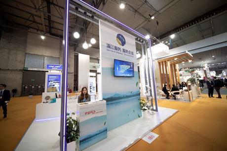La provincia china de Zhejiang se estrena con éxito en IBTM Barcelona con Zhejiang Travel Service