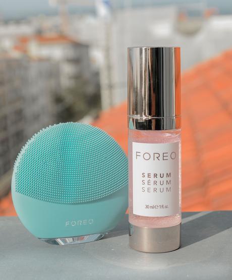 Una clase de yoga muy especial en Lisboa con Foreo (Luna mini 3 + Serum Serum Serum)