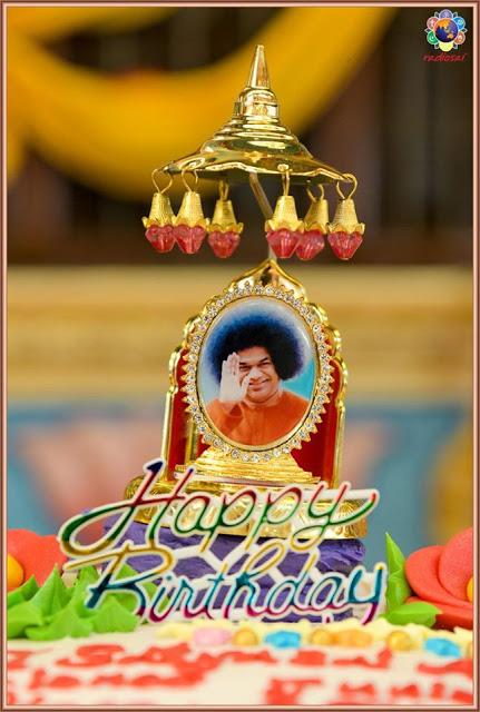 FELIZ 94 CUMPLEAÑOS BHAGAVAN SRI SATHYA SAI BABA