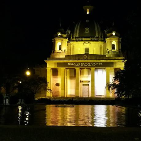 PASEOS POR LA CAPITAL NAVARRA