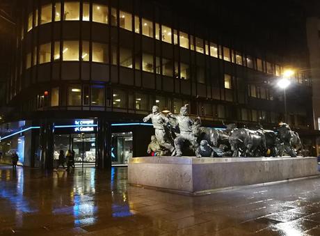 PASEOS POR LA CAPITAL NAVARRA