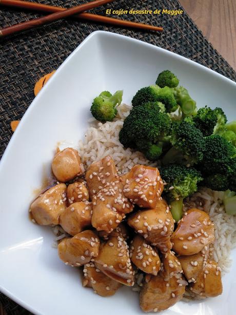 POLLO CON BRÓCOLI EN SALSA DE SOJA Y MIEL #ASALTABLOGS POLLO CON BRÓCOLI EN SALSA DE SOJA Y MIEL #ASALTABLOGS