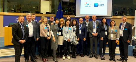 Foto grupal en Bruselas