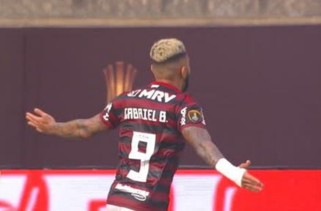 Flamengo se consagró campeón de la Copa Libertadores dando vuelta el resultado en el final del partido.