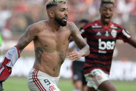 Flamengo se consagró campeón de la Copa Libertadores dando vuelta el resultado en el final del partido.