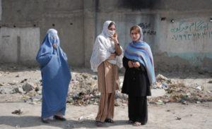 UNA CASA SIN VENTANAS