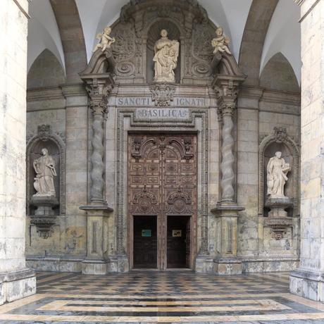 Puerta de Loyola