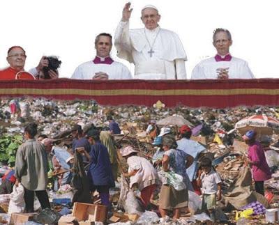 Contra la pobreza, libertad y oportunidades; no halagos.