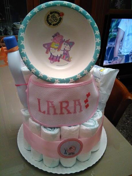 TARTA DE PAÑALES PEPA PIG PARA LARA