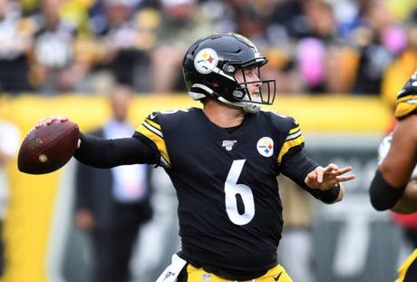 Los Steelers tienen un nuevo QB titular: Devlin Hodges