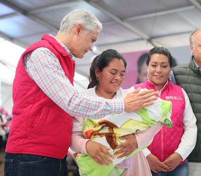 APOYA SALARIO ROSA A MAMÁS JÓVENES PARA CONCLUIR SUS ESTUDIOS: ALFREDO DEL MAZO