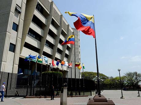 Sobre el supuesto pronunciamiento del TSJ para el pago de alquileres en divisas y otros tópicos.