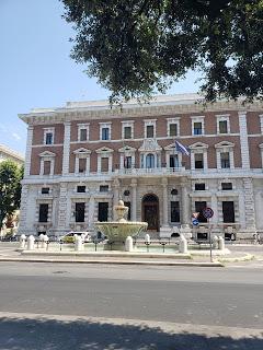 Bari, en dos tiempos Bari, en dos tiempos