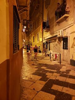 Bari, en dos tiempos Bari, en dos tiempos