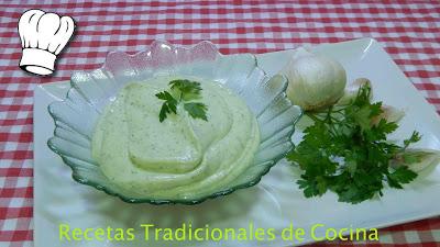 Cómo hacer alioli verde una salsa muy fácil y deliciosa