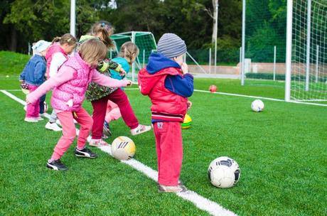 Ganar no lo es todo: ¿qué hace que los deportes sean divertidos para niñas y niños?
