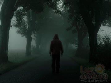 LOS SERES DE LAS SOMBRAS QUE COMPARTEN NUESTRA VIDA COTIDIANA