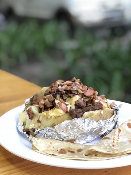 Ta Kbron: Tacos al carbón al estilo Sonora