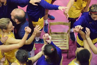 Galería de escenas del Bàsquet Femení Sant Adrià-Barça CBS (Liga Femenina 2)