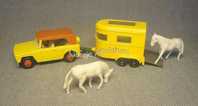 Field Car y tráiler para caballos