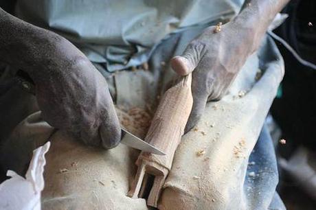 Una mirada al arte africano a través de su artesanía en madera Una mirada al arte africano a través de su artesanía en madera