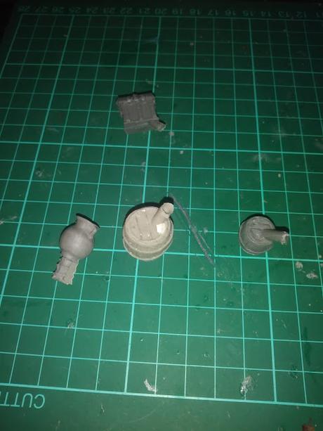 Foto-reseña de figuras de MOM Miniaturas: Esqueletos, cerdos y mas...